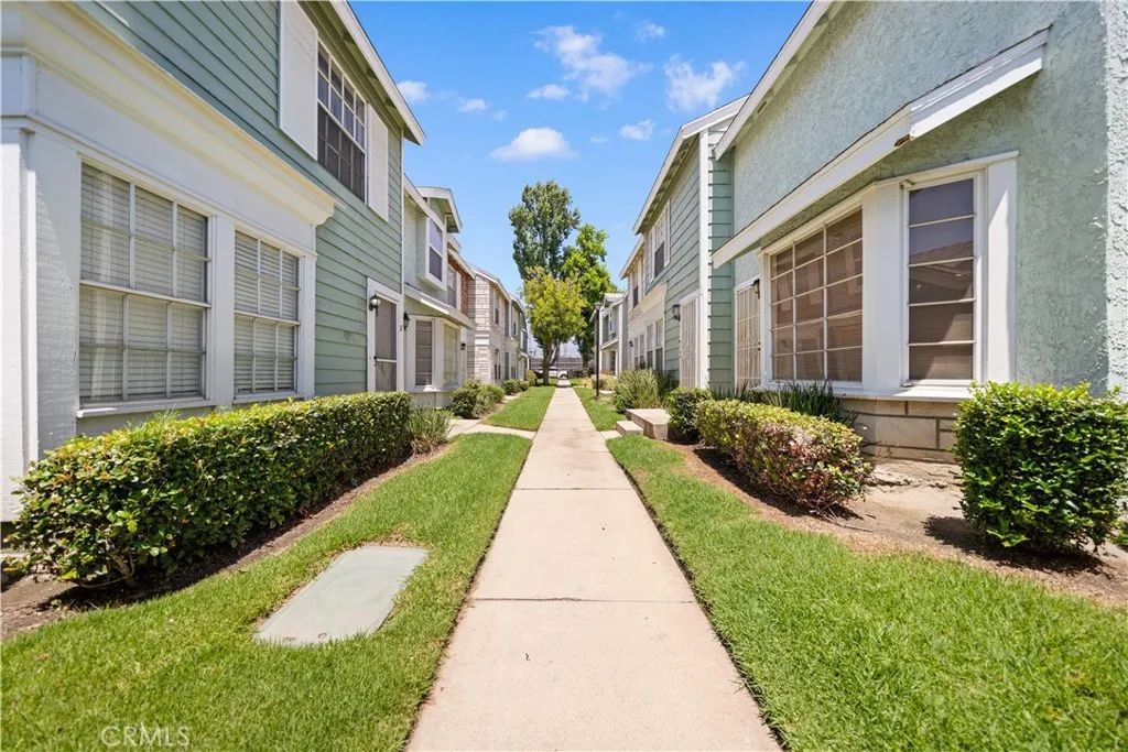 5640 Riverside Drive 32, Chino, CA 91710