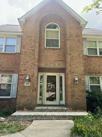 3601 S Barker LANE, Appleton, WI 54915