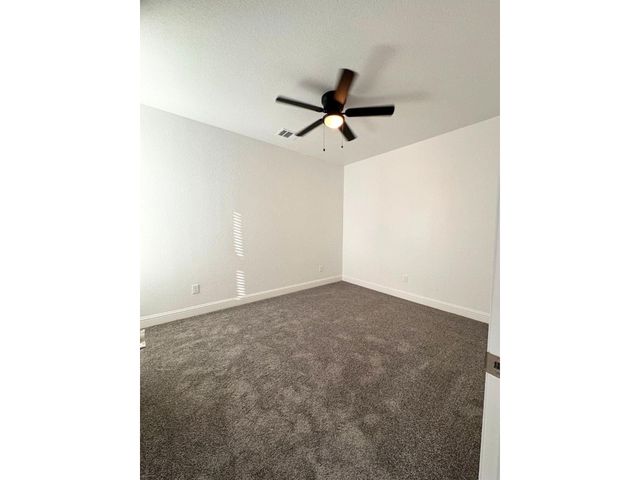 7710 Darnay Drive A, Houston, TX 77033