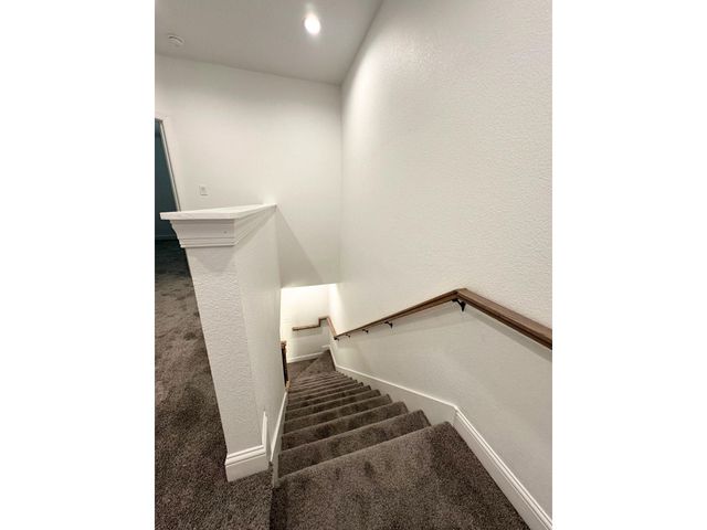 7710 Darnay Drive A, Houston, TX 77033