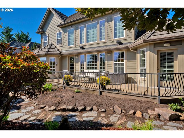 685 ST ANDREWS Loop, Creswell, OR 97426