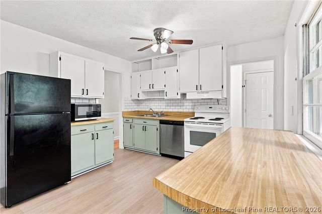 3229 Sunnyside School Rd, Fayetteville, NC 28312