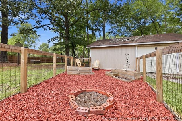 3229 Sunnyside School Rd, Fayetteville, NC 28312