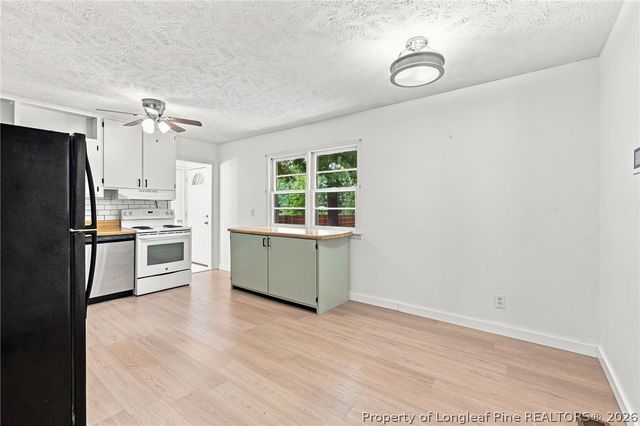 3229 Sunnyside School Rd, Fayetteville, NC 28312