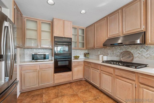 12135 Caminito Corriente, San Diego, CA 92128