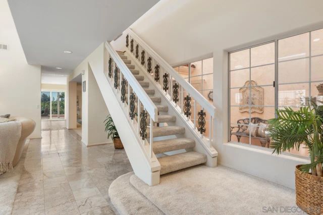 12135 Caminito Corriente, San Diego, CA 92128