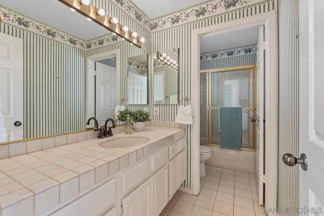 12135 Caminito Corriente, San Diego, CA 92128