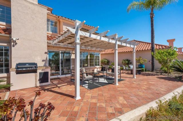 12135 Caminito Corriente, San Diego, CA 92128