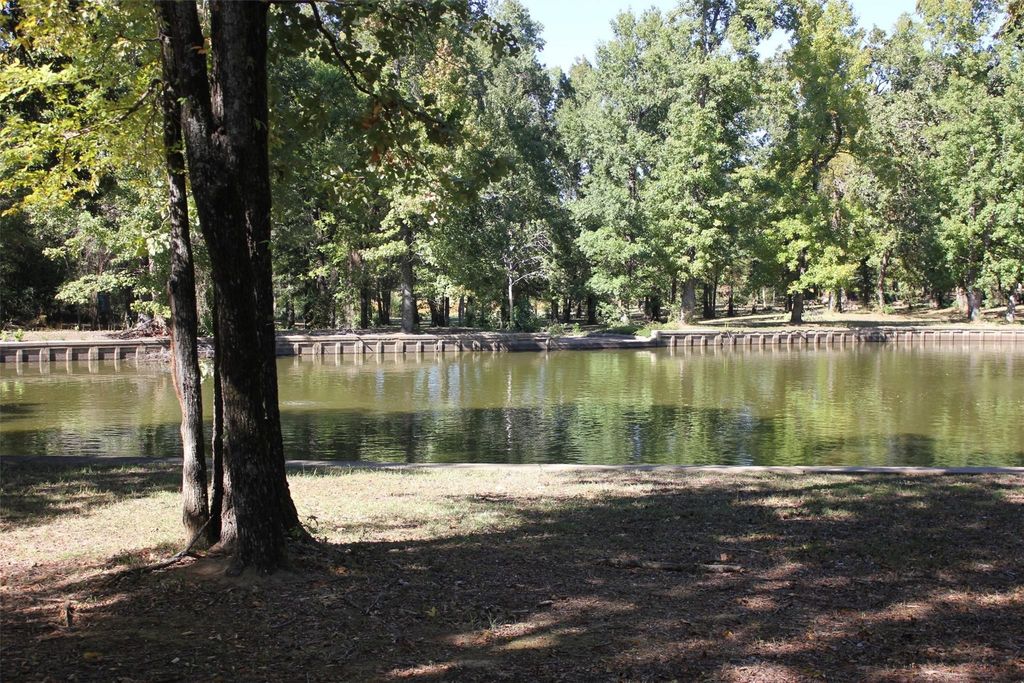 311 Private Road 5945, Yantis, TX 75497