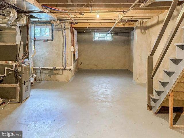93 N UNION AVE, Lansdowne, PA 19050