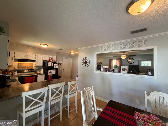 53 Carey Drive, Hazlehurst, GA 31539