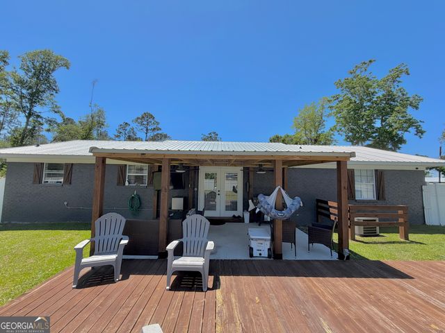 53 Carey Drive, Hazlehurst, GA 31539