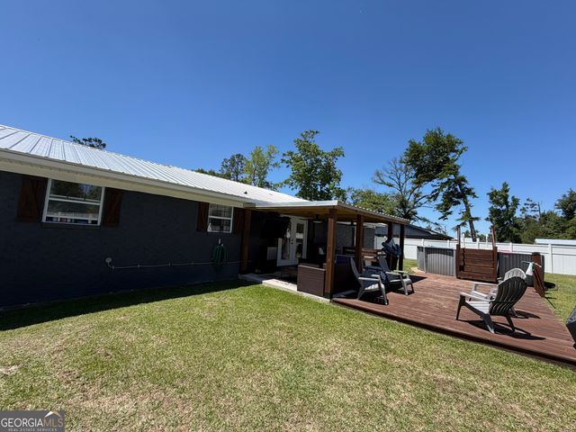 53 Carey Drive, Hazlehurst, GA 31539