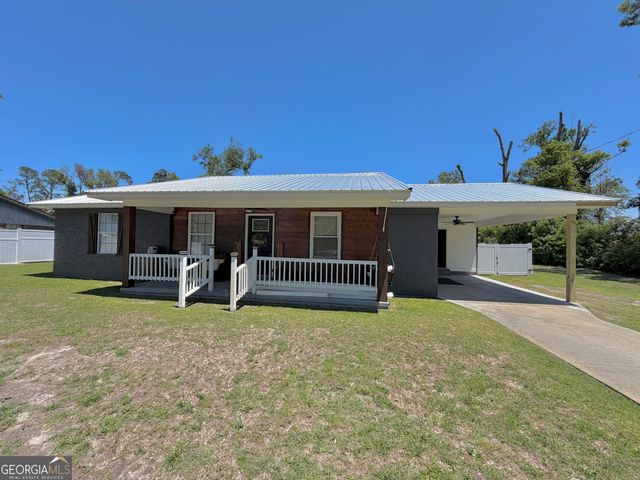 53 Carey Drive, Hazlehurst, GA 31539