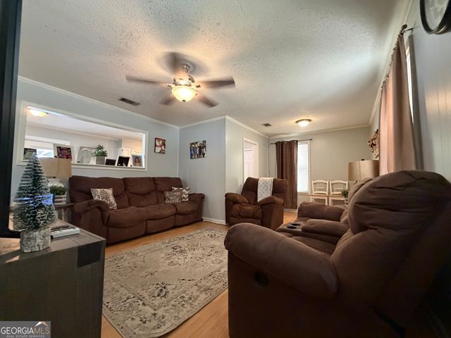 53 Carey Drive, Hazlehurst, GA 31539