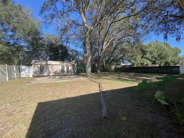 11585 SE 129TH LANE, Ocklawaha, FL 32179