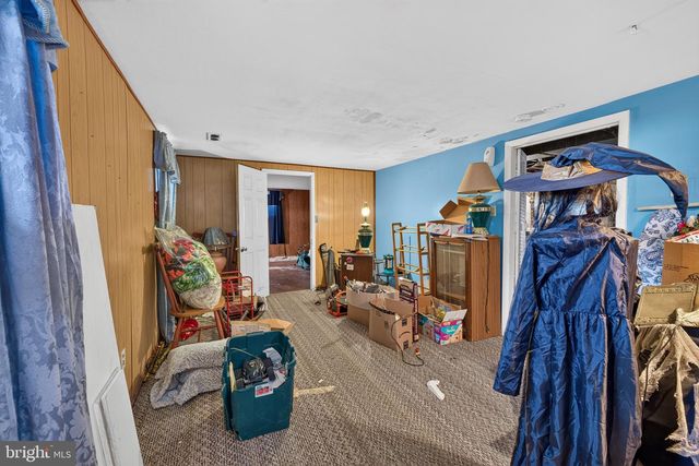 12 CAXTON DR, New Castle, DE 19720