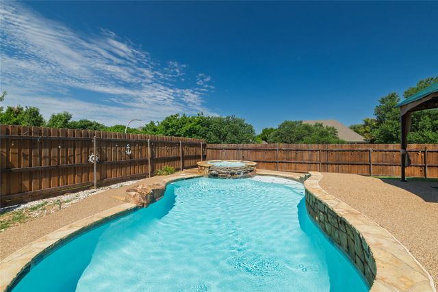 5213 Gulfwind Lane, Fort Worth, TX 76123