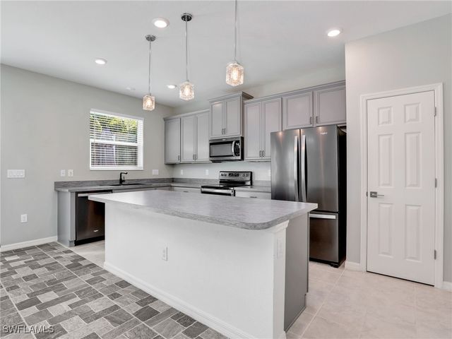 6412 Estero Bay DR, Fort Myers, FL 33908