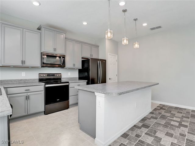 6412 Estero Bay DR, Fort Myers, FL 33908