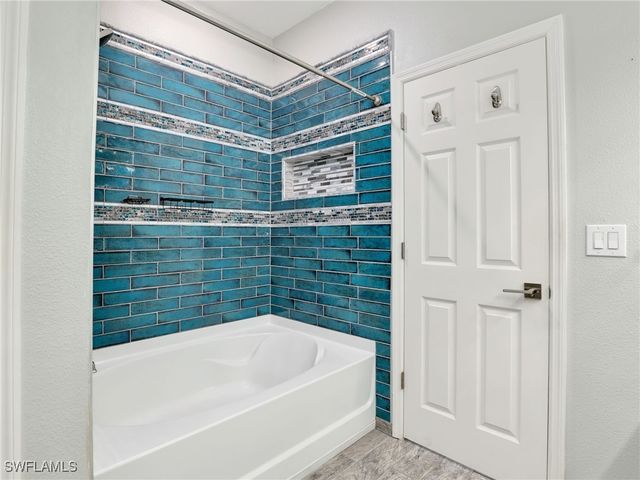 6412 Estero Bay DR, Fort Myers, FL 33908