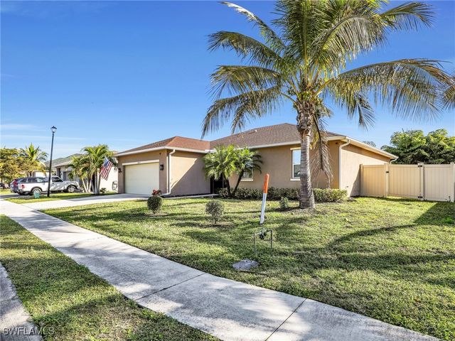 6412 Estero Bay DR, Fort Myers, FL 33908