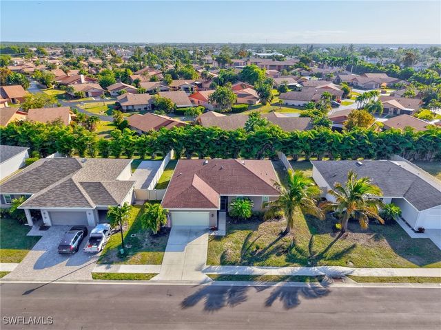 6412 Estero Bay DR, Fort Myers, FL 33908