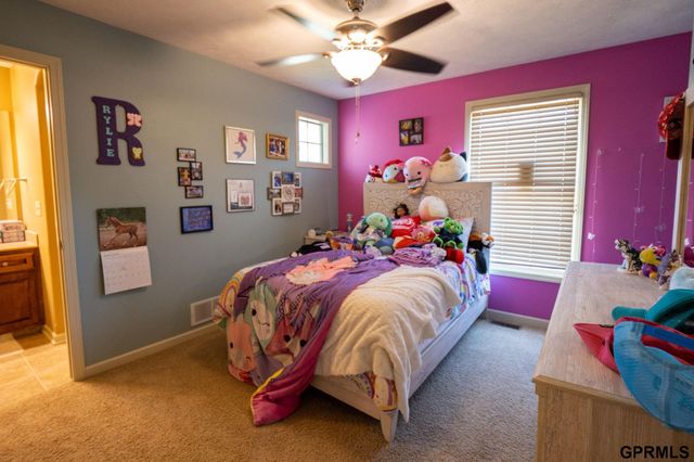 18884 Mason Plaza, Omaha, NE 68022