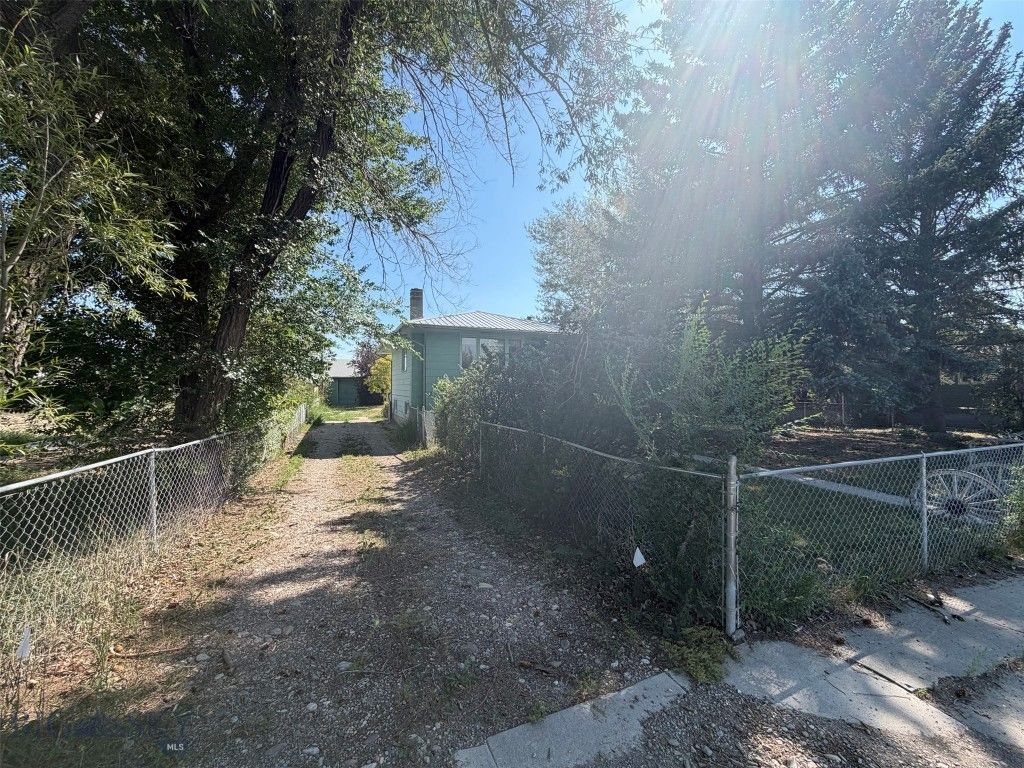 722 Thomsen Avenue, Dillon, MT 59725 photo 4