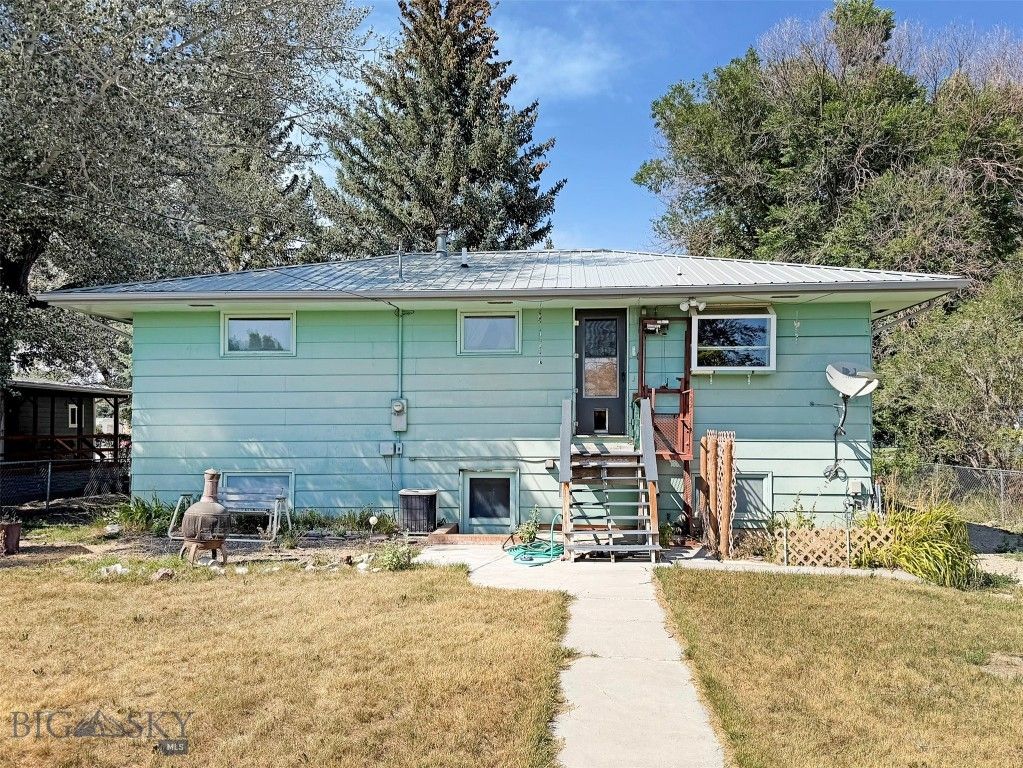 722 Thomsen Avenue, Dillon, MT 59725 photo 5
