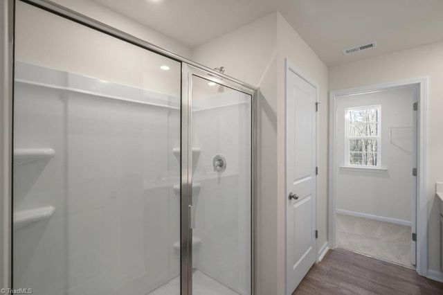 125 Linden Drive, Thomasville, NC 27360