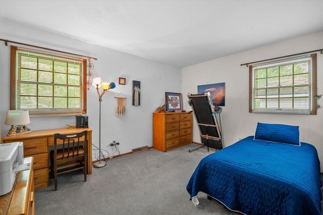 1215 Oscar STREET, Waukesha, WI 53186