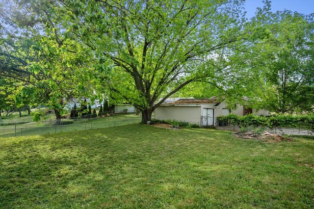1215 Oscar STREET, Waukesha, WI 53186