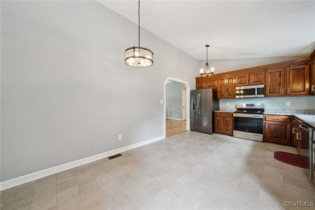 241 Deep Landing Rd, Tappahannock, VA 22560