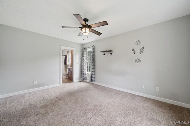 241 Deep Landing Rd, Tappahannock, VA 22560