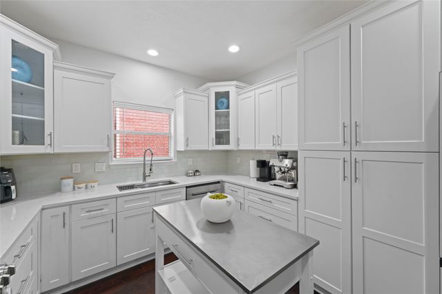 3533 Lark Meadow Way, Dallas, TX 75287
