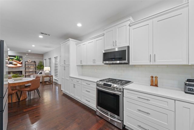 3533 Lark Meadow Way, Dallas, TX 75287