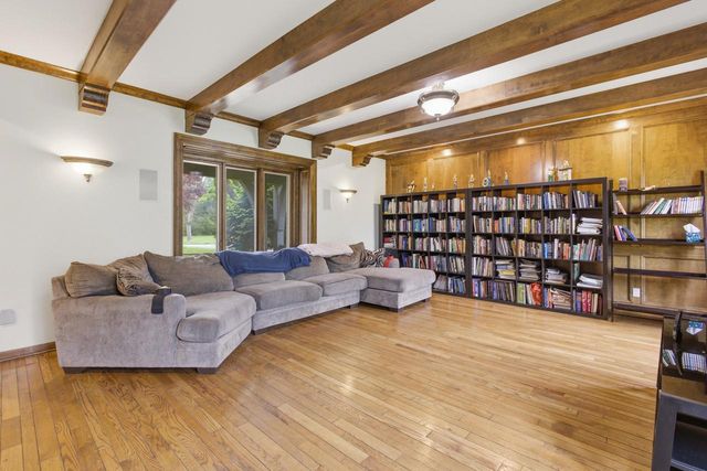 9090 N Green Brook ROAD, River Hills, WI 53217