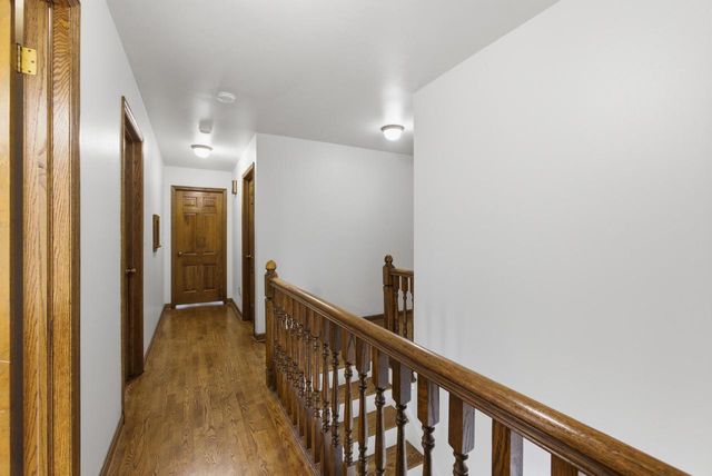 9090 N Green Brook ROAD, River Hills, WI 53217