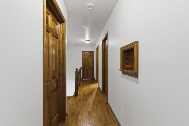 9090 N Green Brook ROAD, River Hills, WI 53217