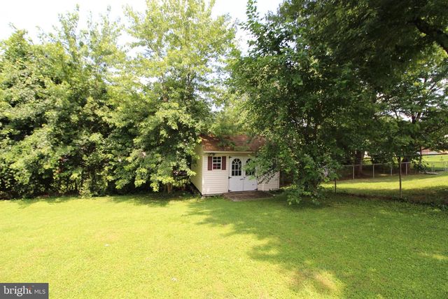 127 WORRAL DR, Newark, DE 19711