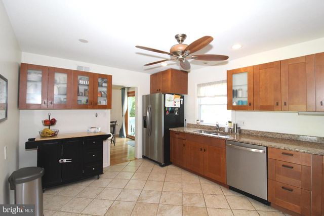 127 WORRAL DR, Newark, DE 19711