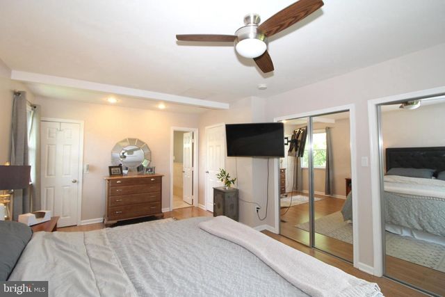 127 WORRAL DR, Newark, DE 19711