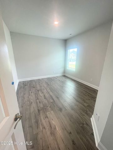 2011 Medina Spirit Street, New Bern, NC 28562