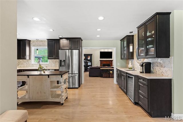 26630 Lakeview Terrace, Godfrey, IL 62035