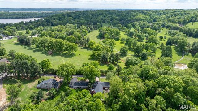 26630 Lakeview Terrace, Godfrey, IL 62035