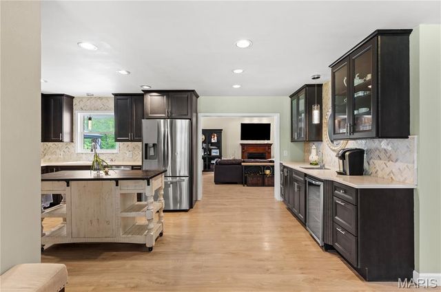 26630 Lakeview Terrace, Godfrey, IL 62035