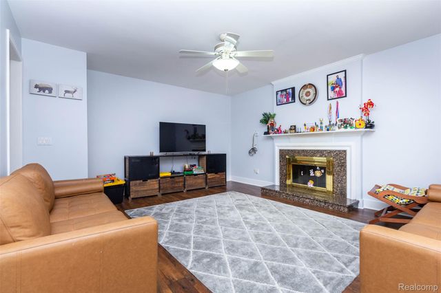 45520 Morningside Road, Canton Charter Township, MI 48187