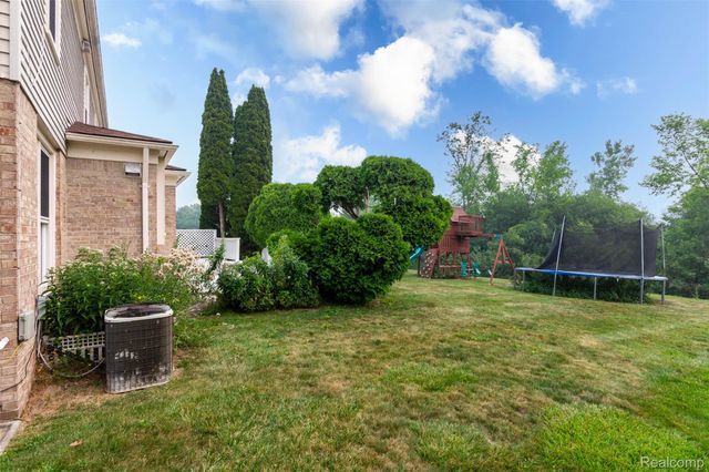 45520 Morningside Road, Canton Charter Township, MI 48187