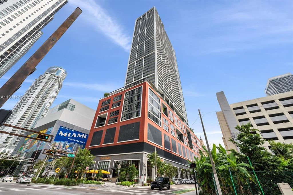 159 NE 6th St 3312, Miami, FL 33132